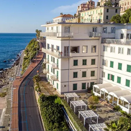 Corallo 3* Imperia