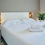 科拉罗酒店 3* 因佩里亚