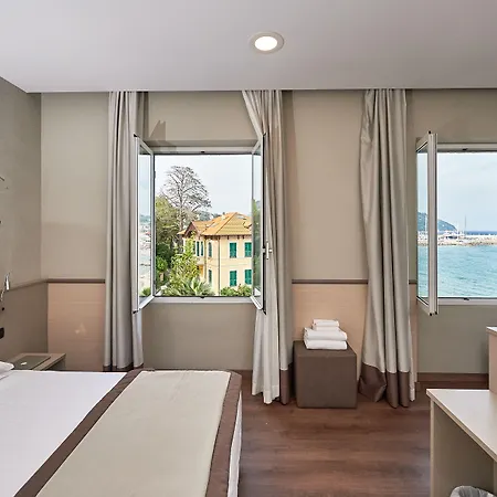 Corallo מלון אימפריה