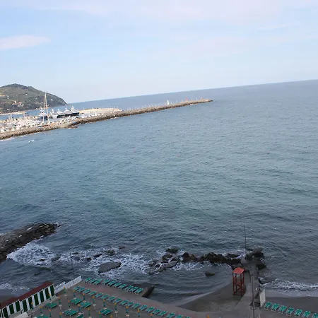 Corallo 3* Imperia