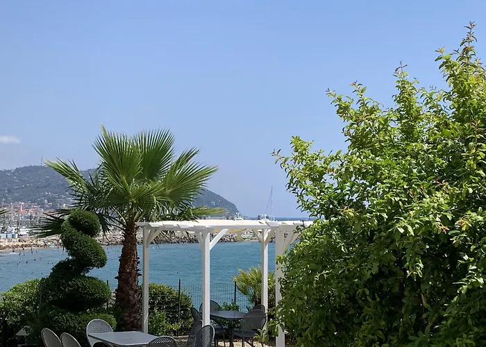 Corallo Otel
